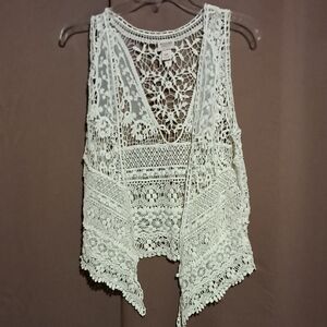 Women's Lace Top - White XS-S
